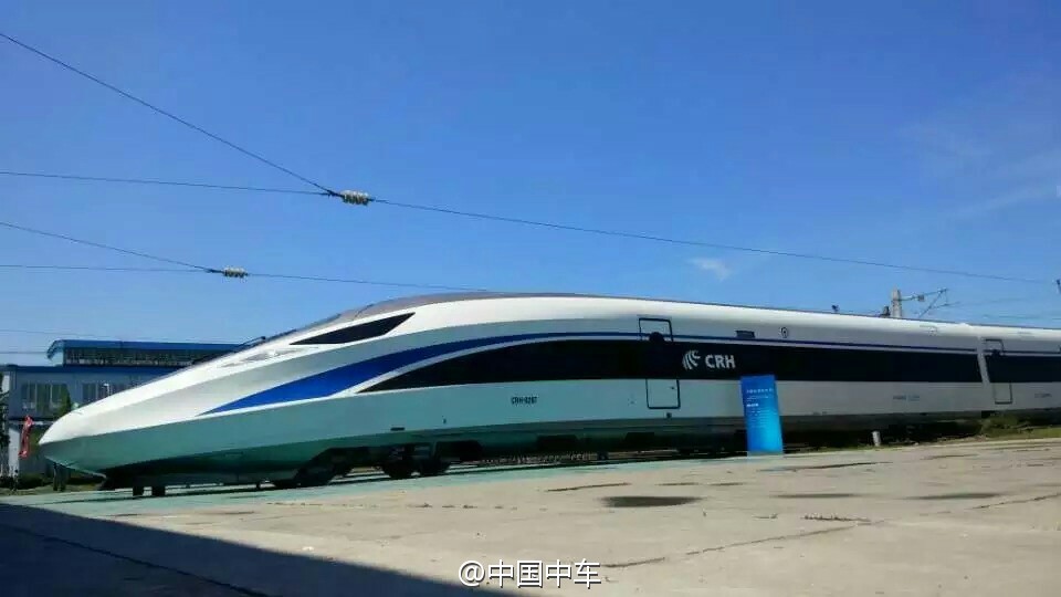 时速350公里“中国标准”动车组正式下线