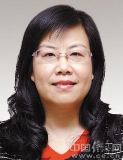 张燕，女，1968年3月生，浙江杭州人，1990年8月参加工作，1988年12月加入中国共产党，在职研究生学历。