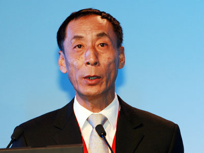 秦晓，曾任中国国际信托投资公司总经理，中信实业银行董事长、招商银行董事长 资料图